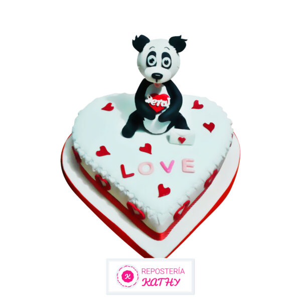 Torta Corazón con Oso Panda